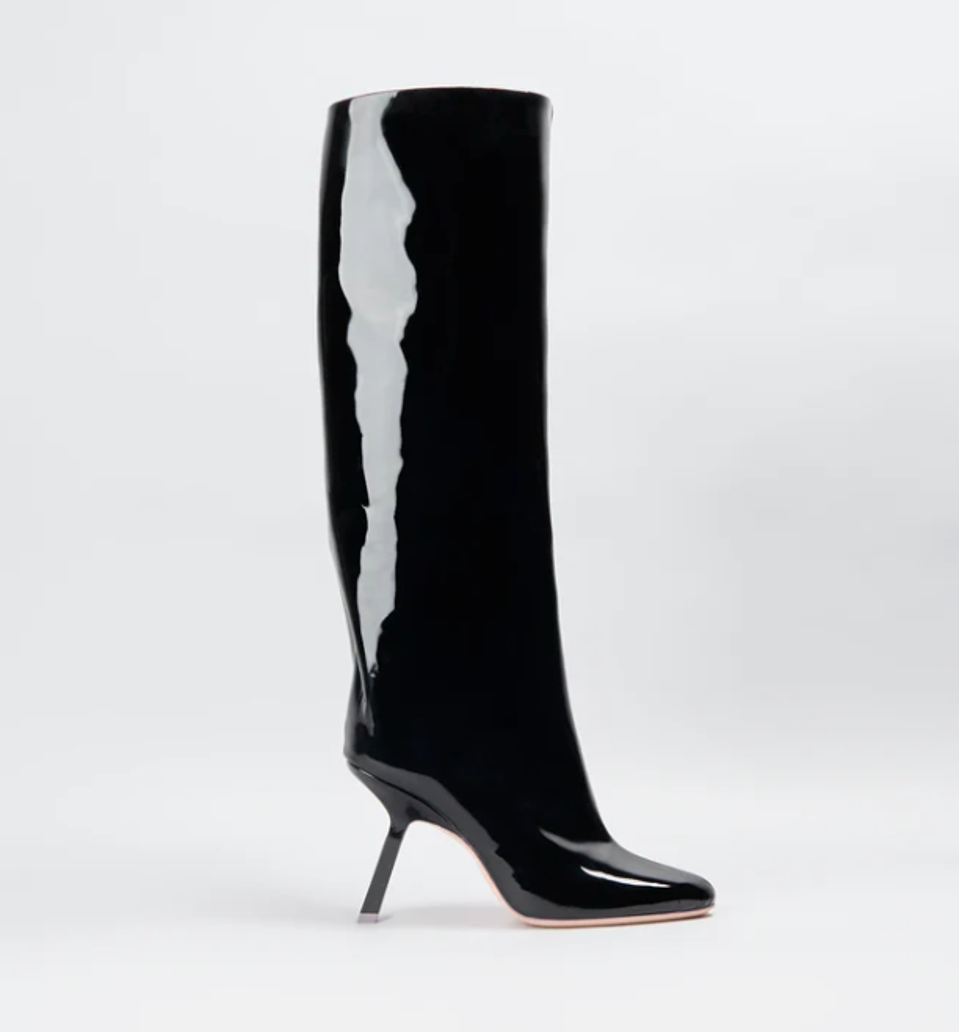 Holiday Gift Guide 2023: Best Black Boots, for her